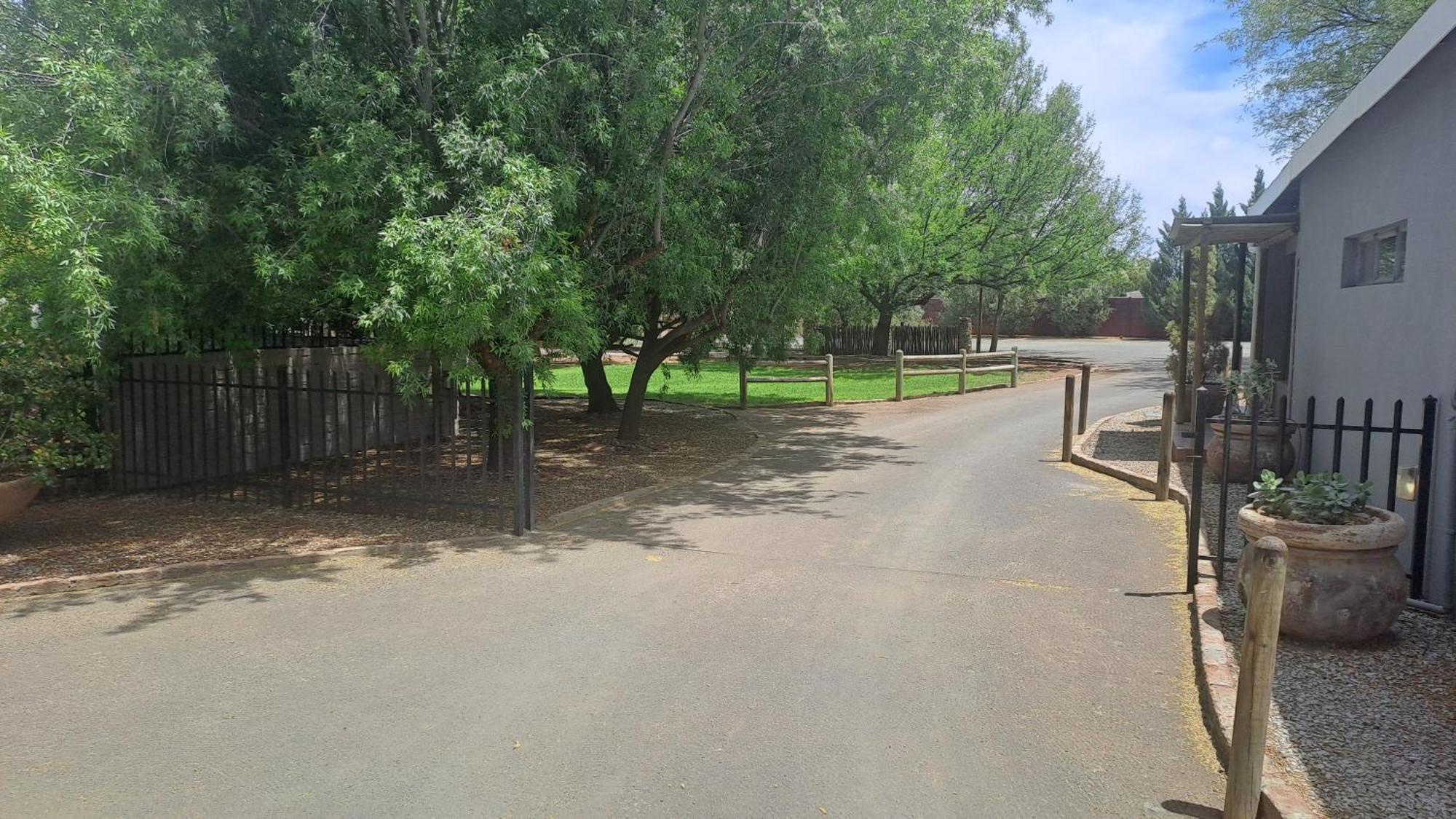 African Dawn B&B Calvinia Exterior photo